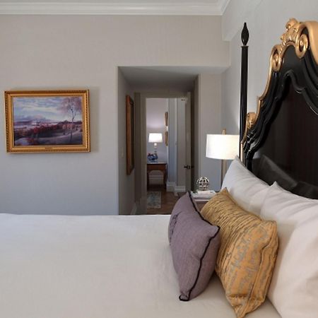 Hotel Viking Newport Eksteriør bilde