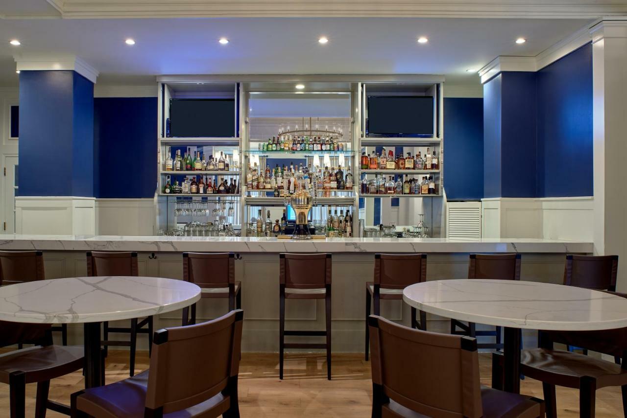 Hotel Viking Newport Eksteriør bilde